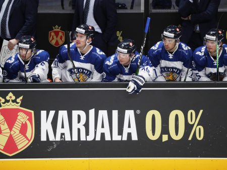 Leijonat pelaamassa pannukakkuturnausta – nyt Suomea vietiin viisikkotasolla
