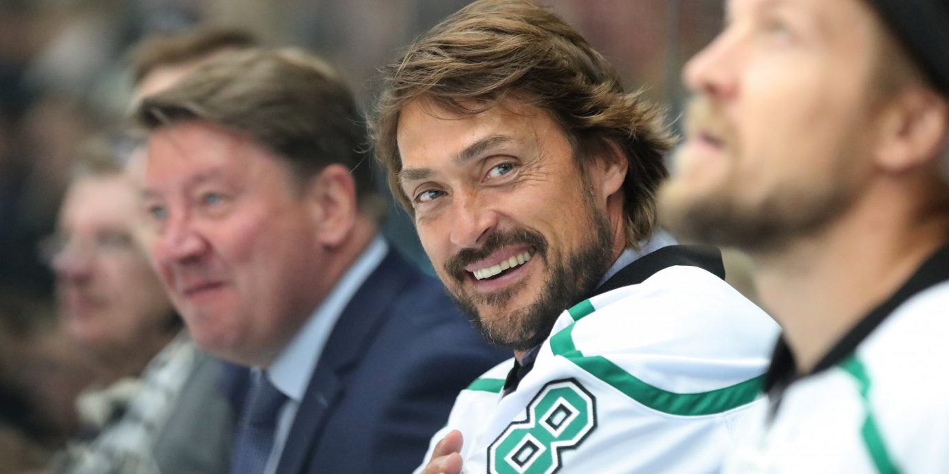 Selänne, Kurri, Barkov vai joku muu? – Äänestä kaikkien aikojen suomalainen jääkiekkoilija!