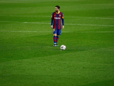 Lionel Messi jätti jäähyväiset Barcelonalle – vuosisadan rakkaustarina päättyi kyyneliin