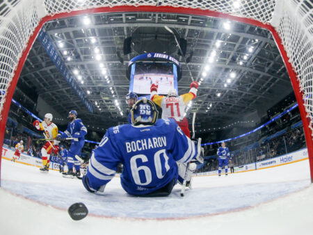 Pitäisikö Jokereiden vetäytyä KHL:stä vai sulkea koko Venäjä ulos kansainvälisestä urheilusta?