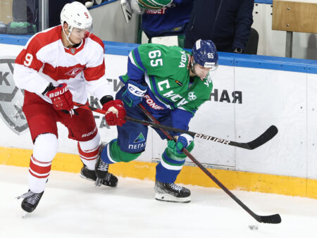 Monet suomalaispelaajat jättämässä KHL:n