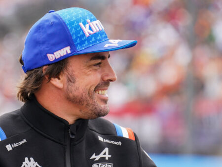 Alonso siirtyy Aston Martinille