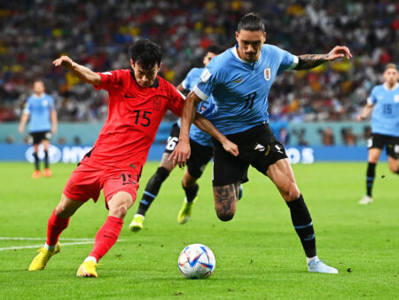 Uruguay osui vain tolppiin tasaisessa ottelussa