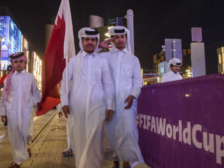 Qataria arvostellaan aiheesta, mutta se ei muuta sitä, että olemme kaksinaismoralisteja