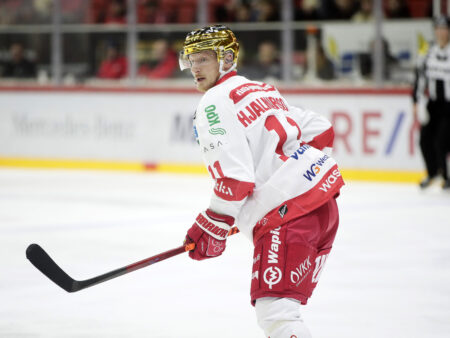 Hjalmarsson jatkaa Vaasan Sportissa