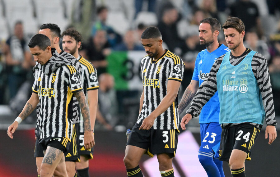 Juventus marssii kohti syvää kuoppaan, josta ylös nouseminen mitataan vuosissa