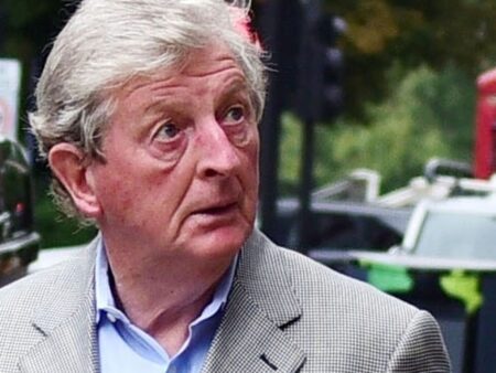 Hodgson jatkaa Crystal Palacen managerina