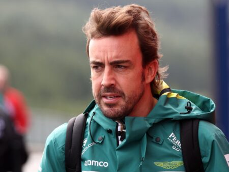 Alonso: Formula 1 on jättimäinen show
