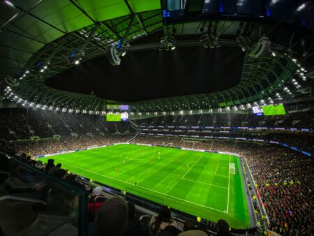 Tottenhamin stadion on Valioliigan suurin kultakaivos, mutta se ei ratkaise kaikkea