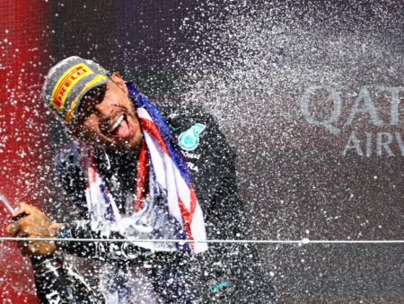 Hamilton näytti taitojaan Silverstonessa – Bottaksen auto on täysi susi
