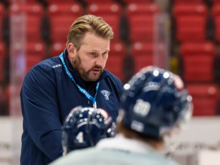 Antti Pennanen kumarsi Liigaa ja valitsi Leijonansa ulkomaisista sarjoista