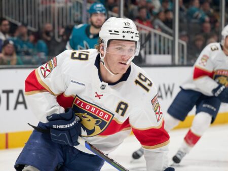 Matthew Tkachuk nostaa ottelun Kanadaa vastaan Stanley Cup -finaaleiden edelle