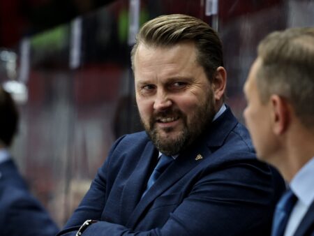 Antti Pennanen näkee Leijonat 4 Nationsissa suurimpien suosikkien nilkkaan purijana