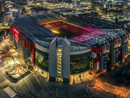 Manchester United rakentaa uuden jättistadionin, mutta sen nykyisiä ongelmia se ei ratkaise