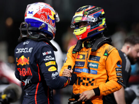 Verstappen paalulle – Norris tömähti seinään
