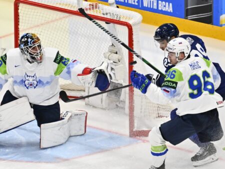 Leijonat pisti Slovenian sellaiseen saunaan, ettei sieltä kukaan tullut ulos omin jaloin