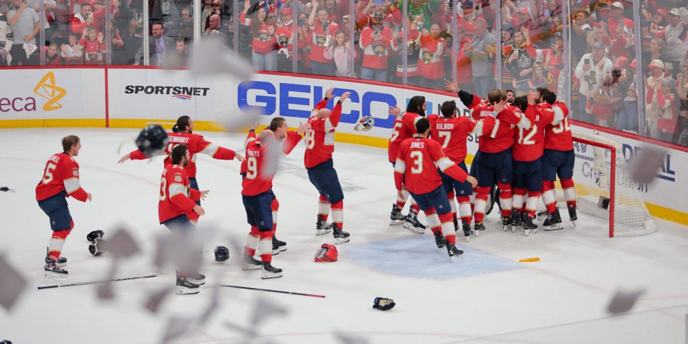 Sam Reinhart ja suomalaiset loistivat – Florida Panthers vei Stanley Cupin toistamiseen