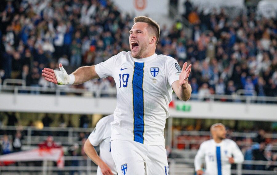 Huuhkajat puristi elämän varjojen alta Puolasta suurjännitteen MM-karsintoihin