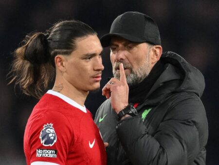 Huima tarina: Liverpool osti floppihyökkääjän, kun se olisi saanut Alexander Isakin