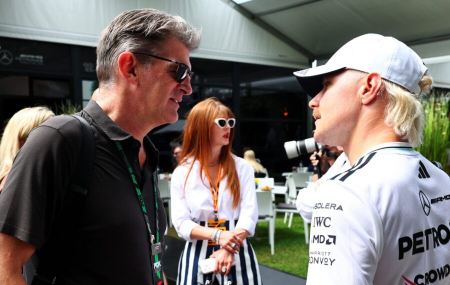 Cadillac julkistaa Valtteri Bottaksen F1-auton Super Bowlissa – ”Voiko prameampaa olla?”