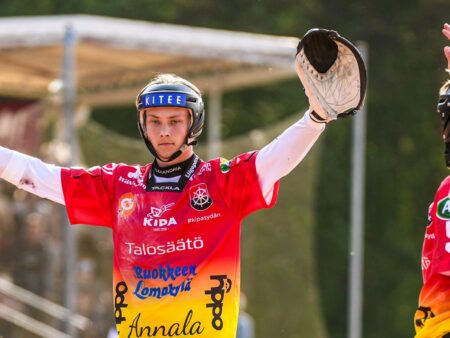 Sulo-Veikko Varonen johti nuorten leijonien läpimurtoa Superpesikseen – tässä All-Stars