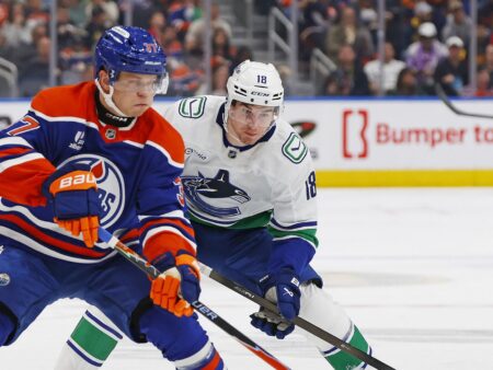NHL-kaudessa yksi suosikki, mutta mehukkaimmat suomalaistarinat kuplivat pinnan alla