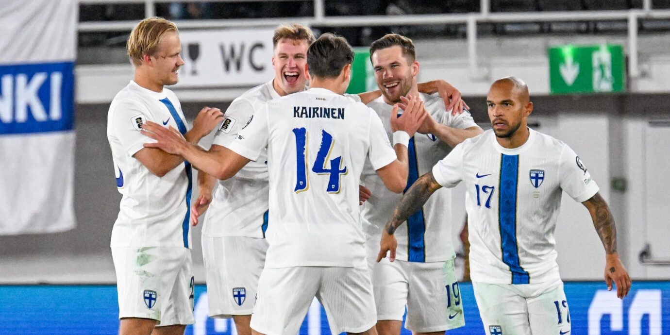 Huuhkajat siirtyi uudelle aikakaudelle nousemalla maalin takaa 2-1-voittoon Liettuasta