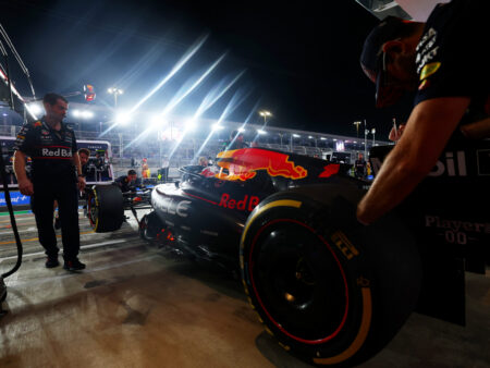 Sprintin aika-ajo osoitti, että Max Verstappen on aloittanut McLaren-kaksikon hiillostamisen Sprintin aika-ajo osoitti, että Max Verstappen on aloittanut McLaren-kaksikon hiillostamisen