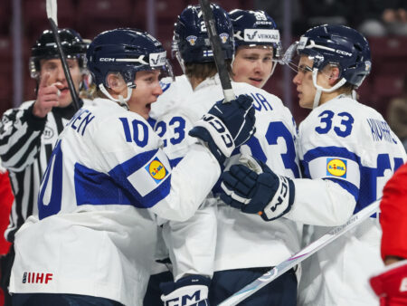 Nuoret Leijonat pöllytti odotetusti Tanskaa MM-avauksessaan Nuoret Leijonat pöllytti odotetusti Tanskaa MM-avauksessaan