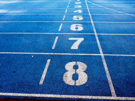 Urheilun nousevat kustannukset vaativat taloudellisia toimenpiteitä Urheilun nousevat kustannukset vaativat taloudellisia toimenpiteitä