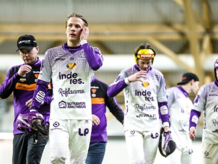 Hannes Pekkinen, Konsta Kettunen ja Elmeri Purmonen siirtymässä Kiteen Palloon 2027