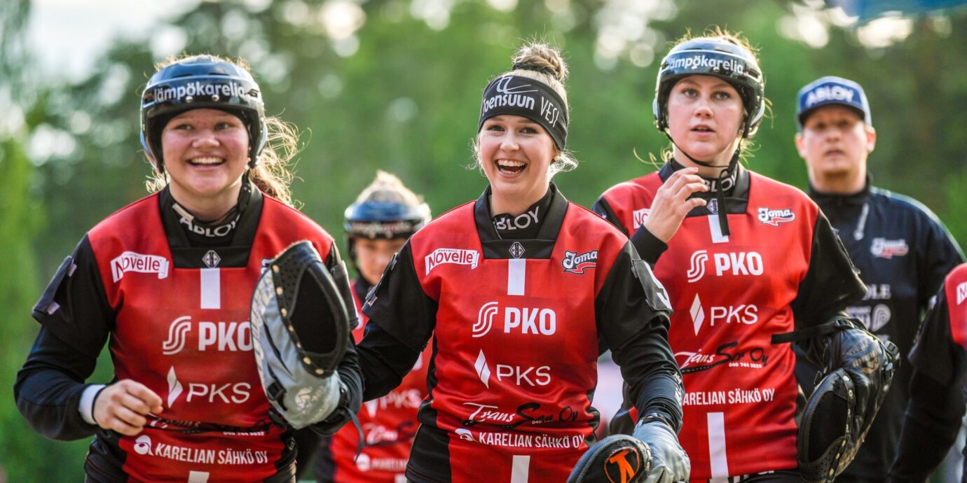 ”Manset” siirtomarkkinoilla tehnyt Joensuu aikoo pistää naisten Superin valtarakenteet uusiksi