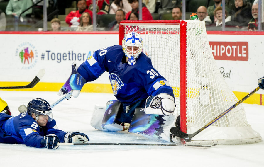 Ruotsi murskasi Nuorten Leijonien sydämet rankkareilla – MM-finaali vaihtui pronssipeliin