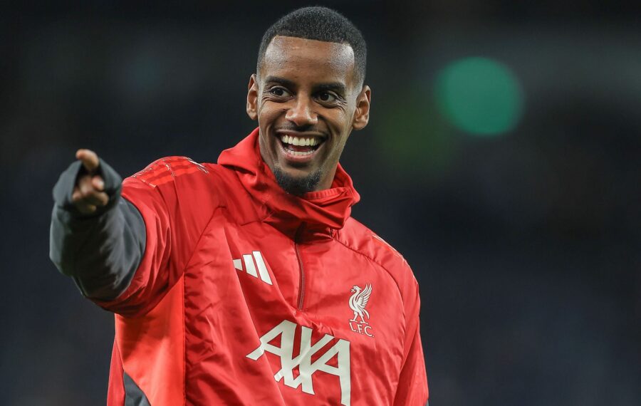 Pinnan alla kytee hurja skenaario – Liverpool voi myydä Alexander Isakin jo ensi kesänä