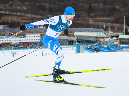Ilkka Herolan vuoro iskeä mitali tiskiin yhdistetyssä- Eero Hirvonen viides