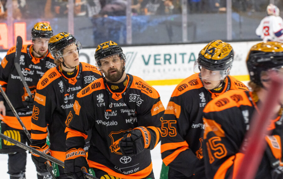 Liigan suurin mysteerijoukkue haastaa Meidän pelin ja Suomi-kiekon pyhät opit