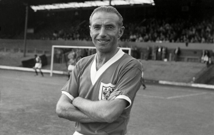 Tässä kuvassa on Englannin liigan kaikkien aikojen pelaaja – kuka tunnistaa hänet?