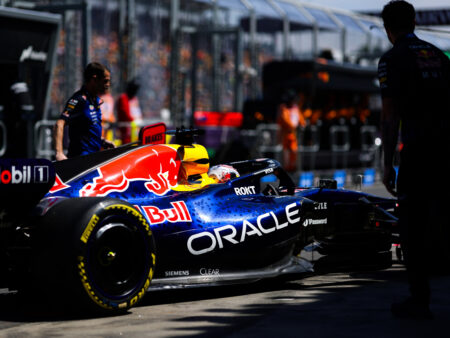 Red Bull murahti uhkaavasti – Valtteri Bottas Melbournen harjoitusten häntäpäässä