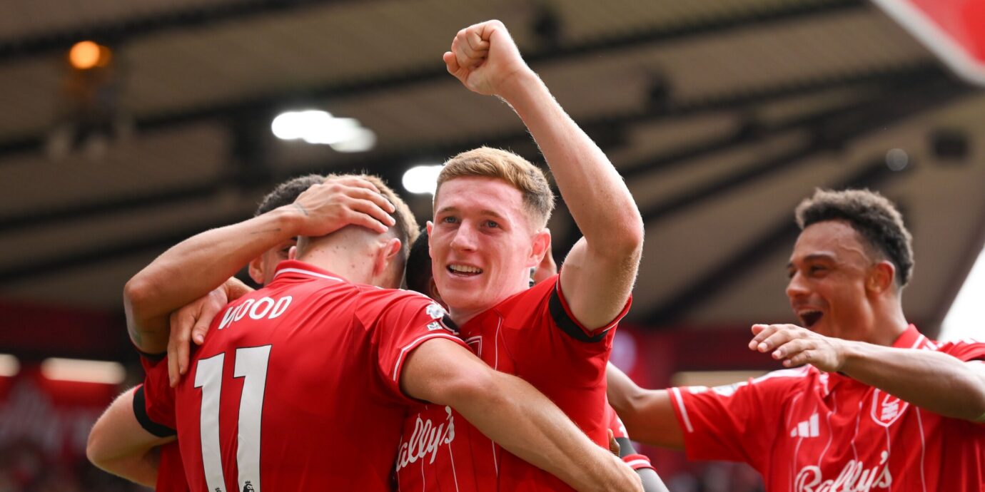 Kesän siirtoikkunan kuumin pelaaja on matkalla Manchesteriin – tässä TOP10-lista