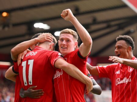 Kesän siirtoikkunan kuumin pelaaja on matkalla Manchesteriin – tässä TOP10-lista