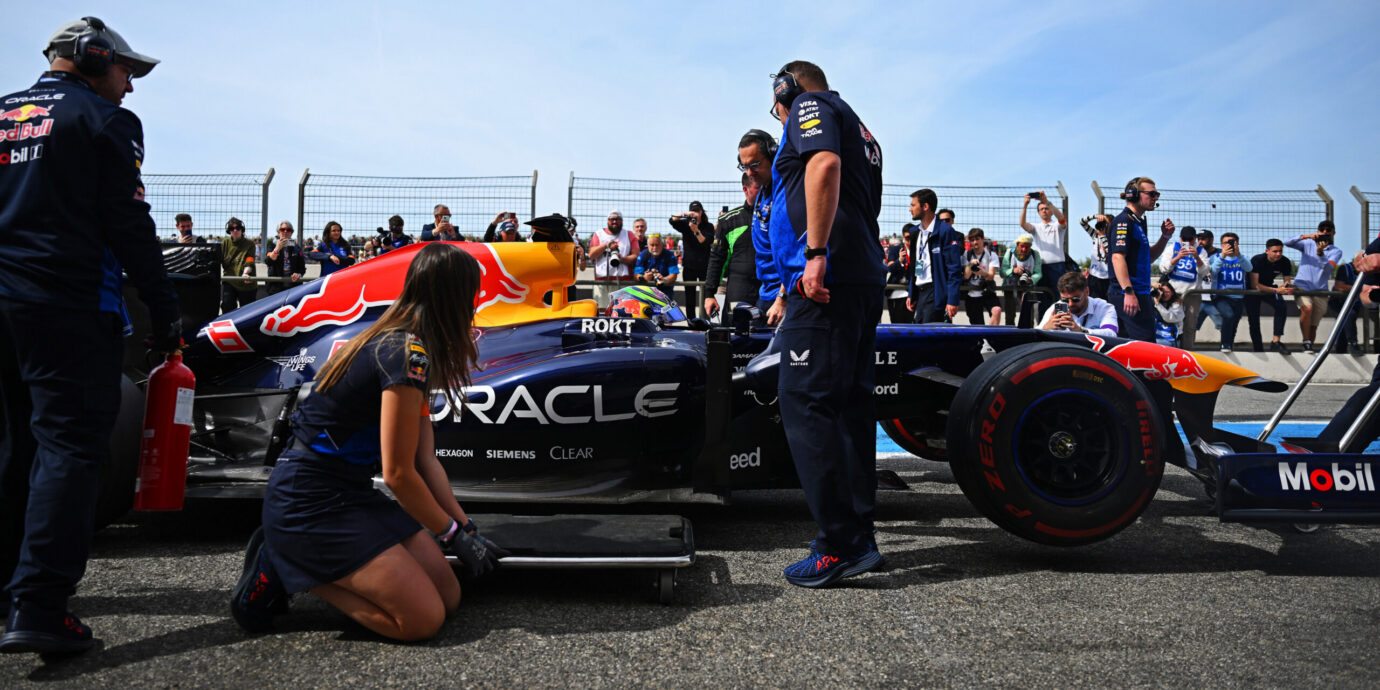 21-vuotias suurlupaus on pudonnut F1-sarjan pelottavimpaan monttuun