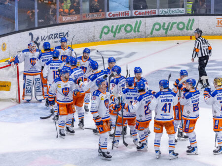 Tappara ja KooKoo tarjoavat maagista seiskapeliherkkua – vaihtovirheellä kova hinta Tappara ja KooKoo tarjoavat maagista seiskapeliherkkua – vaihtovirheellä kova hinta