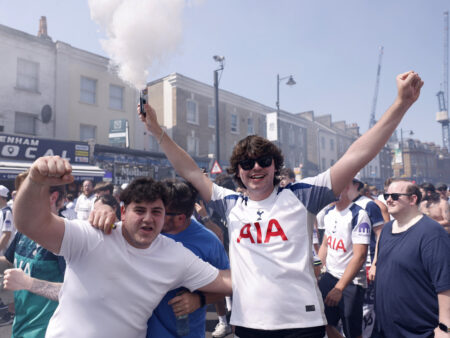 Tottenham säilytti sarjapaikkansa, mutta katastrofin ydin jäi yhä seuran rakenteisiin