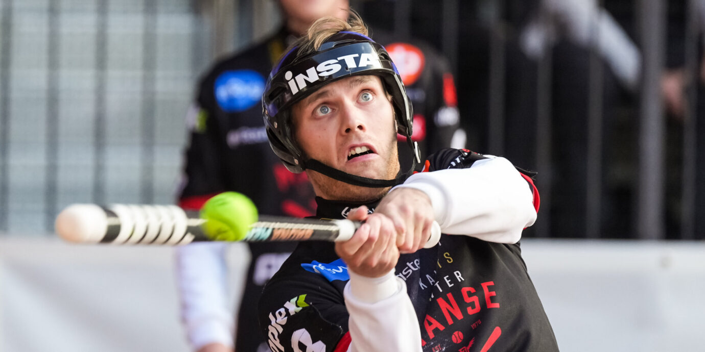Manselle kova takaisku ennen hyytävää välieräsarjaa Vimpeliä vastaan