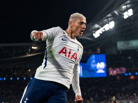 Chelsea ja Tottenham palaavat kärkikapinoihin, Manchester Unitedia uhkaa floppaaminen Chelsea ja Tottenham palaavat kärkikapinoihin, Manchester Unitedia uhkaa floppaaminen