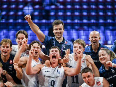 Suomi kuittasi valtaisan Ranska-pettymyksen moukaroimalla historiallisen pronssimitalin